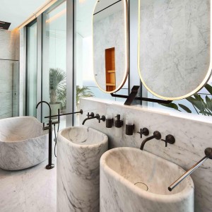 A Redefining Iconic Seaside Address in Limassol 